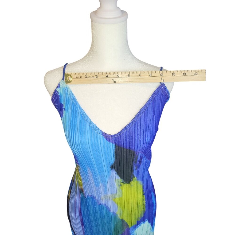 PrettyLittleThing Blue Print Pleated Low Back Strappy Maxi Dress Size 12 - Picture 4 of 6